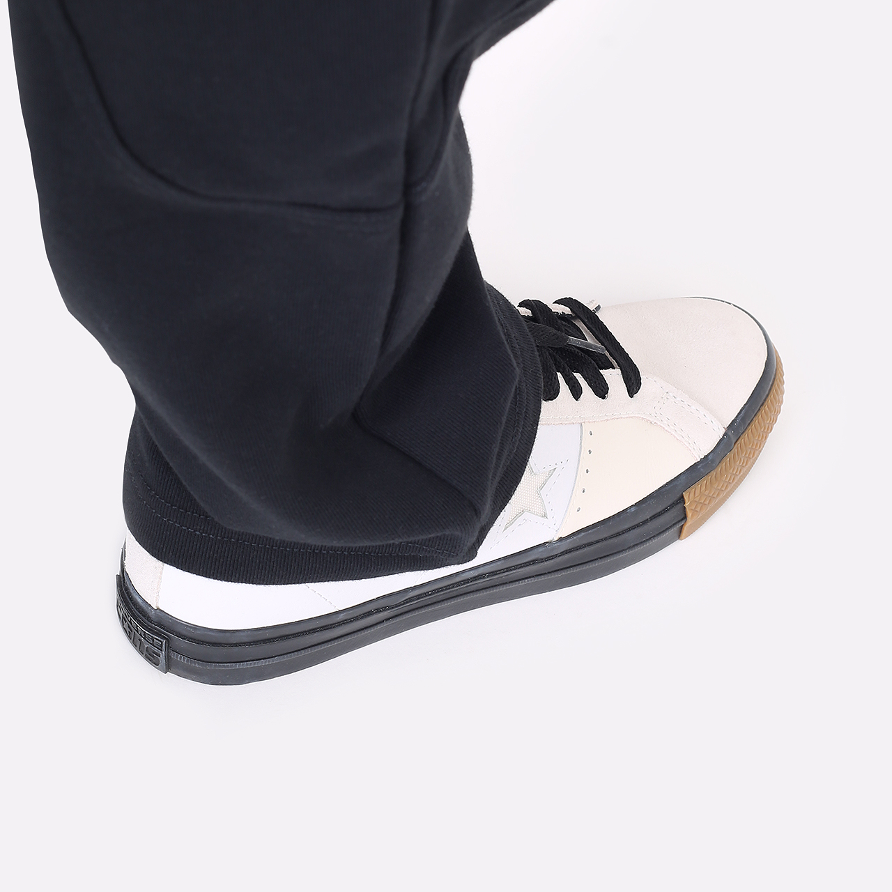 мужские черные брюки Converse Pant 10023692001 - цена, описание, фото 3